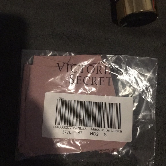 Bundle - Picture 5 of 6